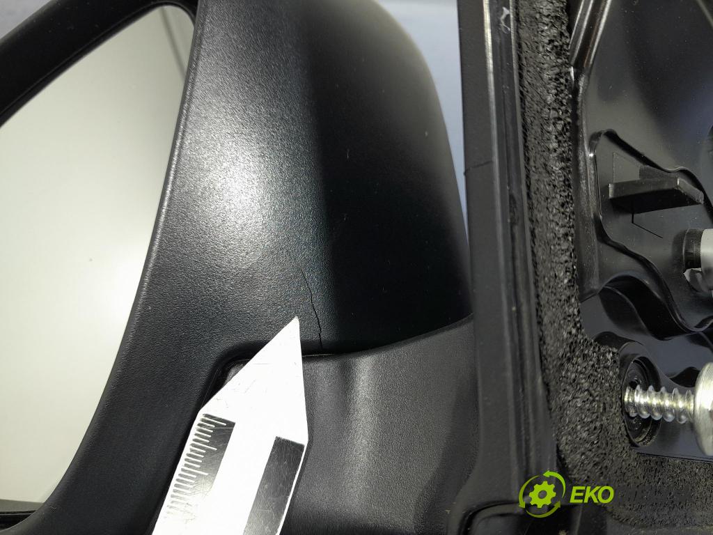 Toyota Auris 2017 zrkadlo Vľavo: