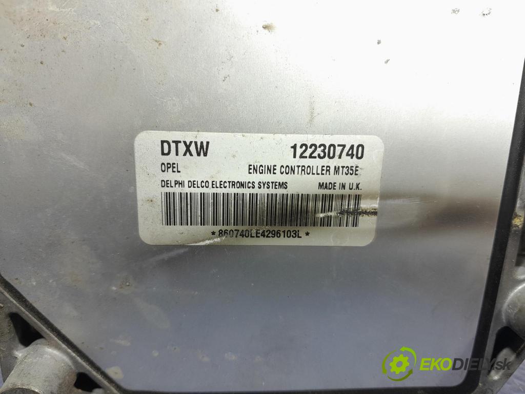 Opel Astra 2004 riadiaca jednotka Motor: 12230740