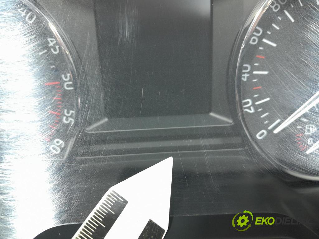Skoda Octavia 2016 Přístrojová deska 5E0920781B