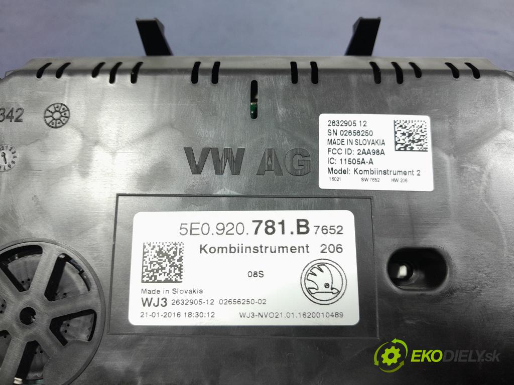 Skoda Octavia 2016 Přístrojová deska 5E0920781B
