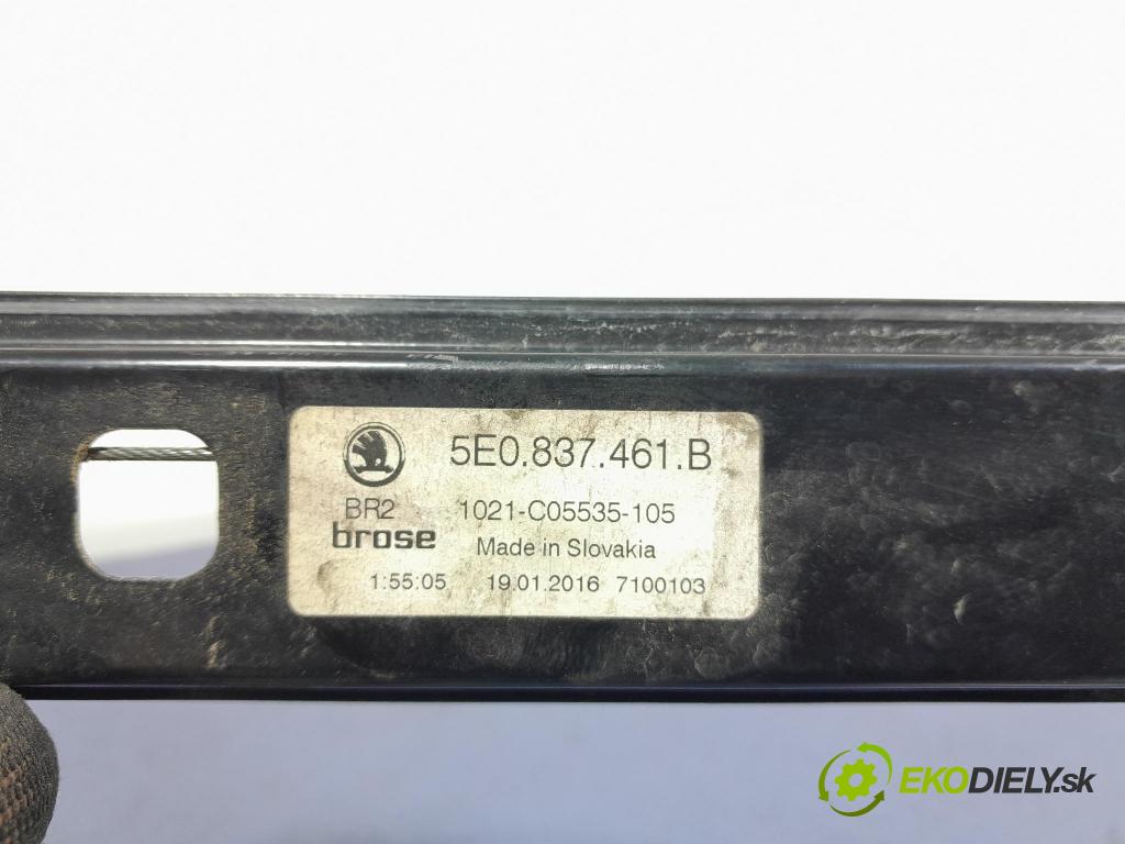 Skoda Octavia 2016 mechanismus stahování Sklenka: před Levý: 5E0837461B