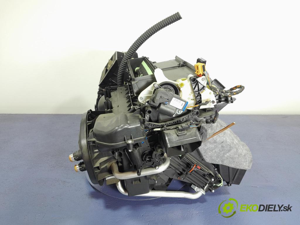 Skoda Octavia 2016 radiator 5Q1820005AM