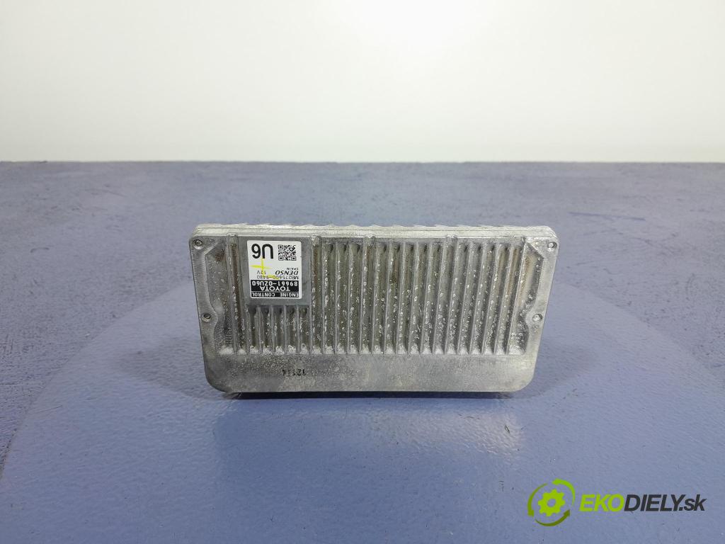 Toyota Auris 2017 riadiaca jednotka Motor: 89661-0ZU60