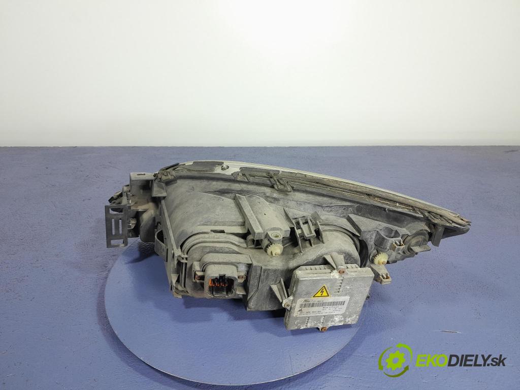 Ford Mondeo 2005 Reflektor: v pravo: 1S71-13005-CL