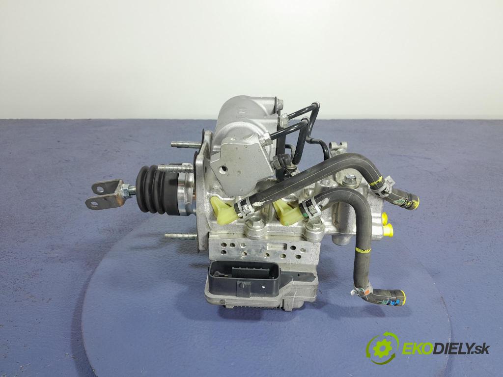 Toyota Auris 2017 čerpadlo ABS x 47270-47030