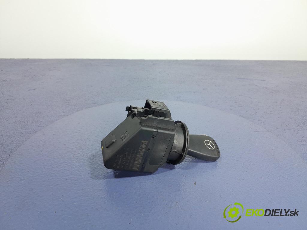 Mercedes E-klasa 1999 Spínač zapaľovania: 2105450208