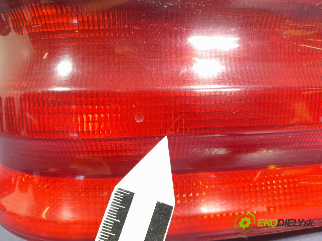 Mercedes E-klasa 1999 světlo Zad: levá Mimo: A2108208164