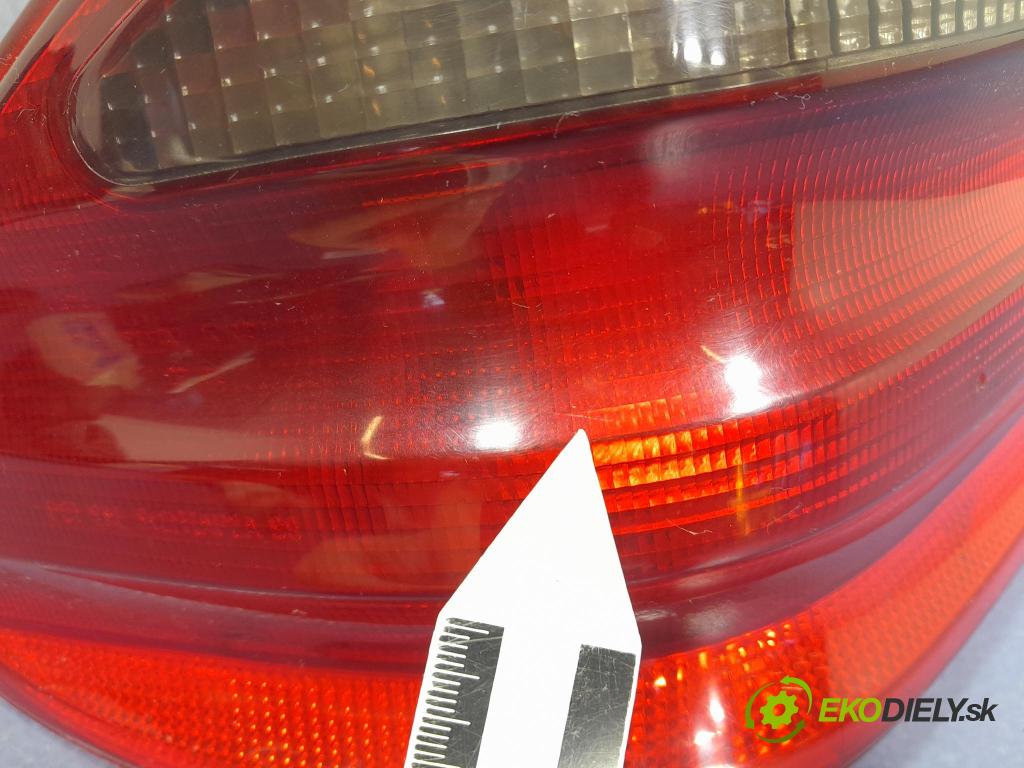 Mercedes E-klasa 1999 světlo Zad: levá Mimo: A2108208164