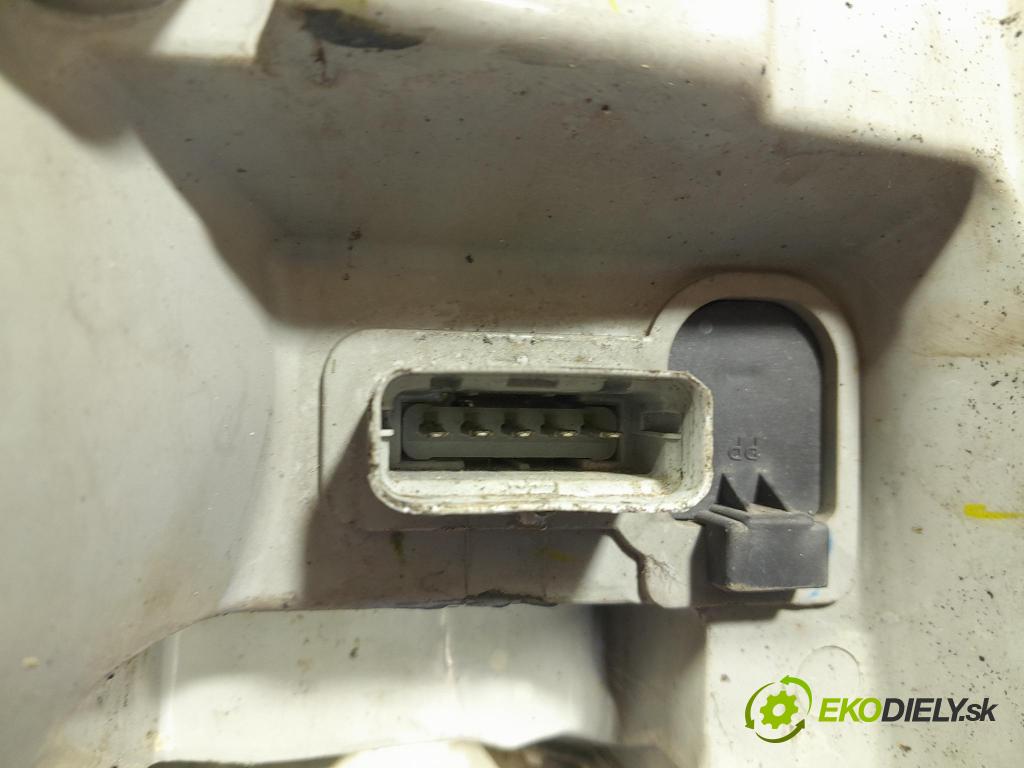 Renault Master 2007 Reflektor: v pravo: