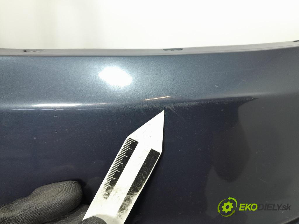 Opel Astra 2008 nárazník před