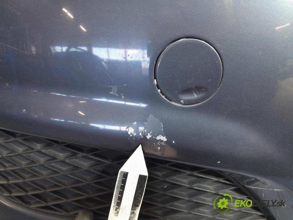 Opel Astra 2008 nárazník před