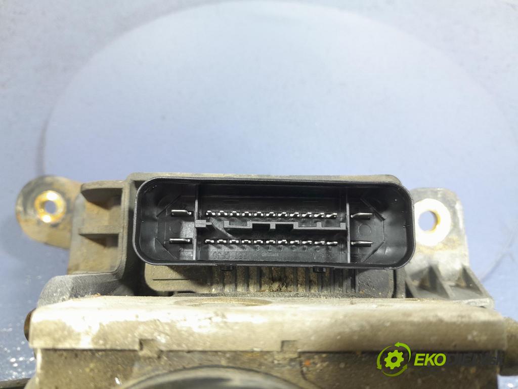 Opel Astra 2008 čerpadlo ABS x 13246534