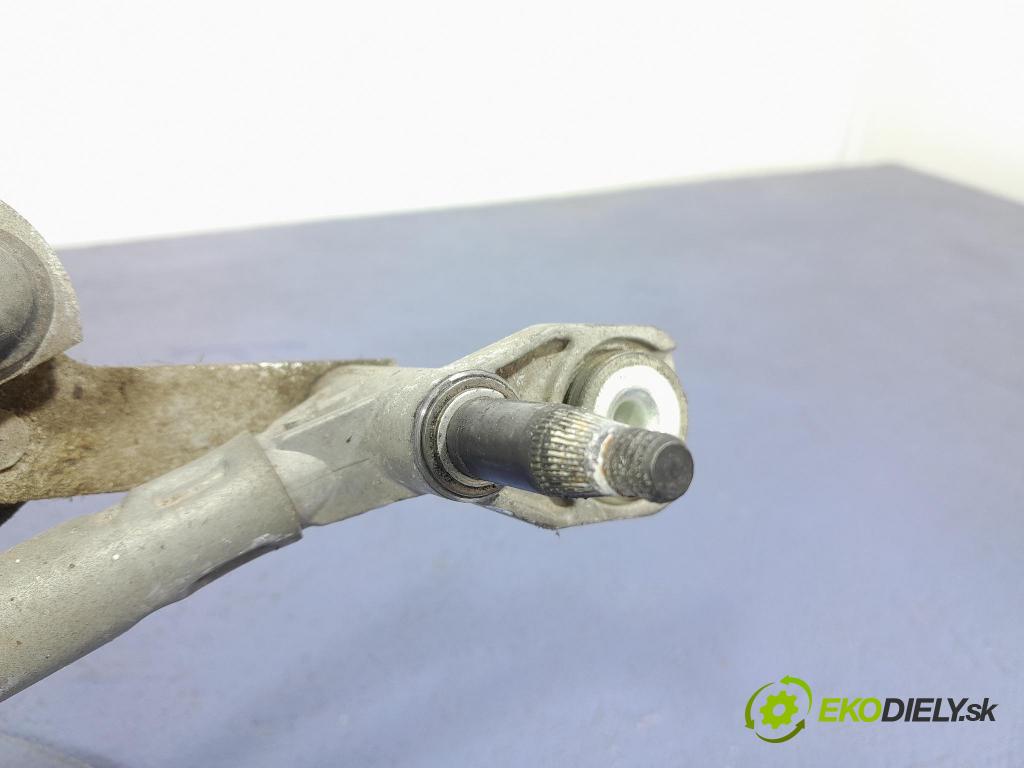 Audi A6 2005 mechanismus motorek Stěrače: před 4F1955023B