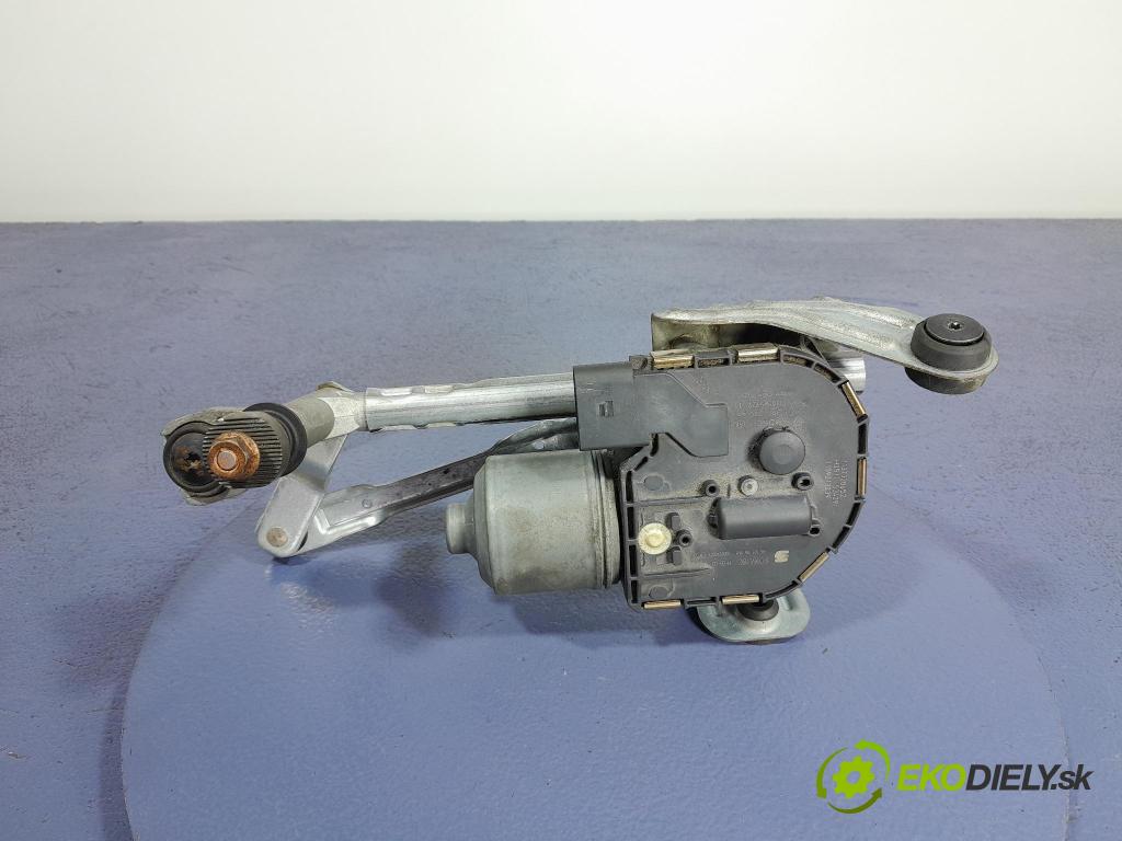 Seat Leon 2011 mechanismus motorek Stěrače: před