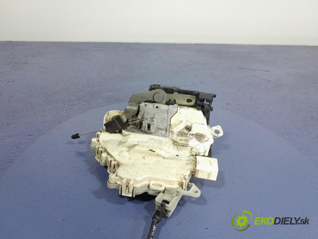 Seat Leon 2011 zámek dveře před Levý: 1P1837015B