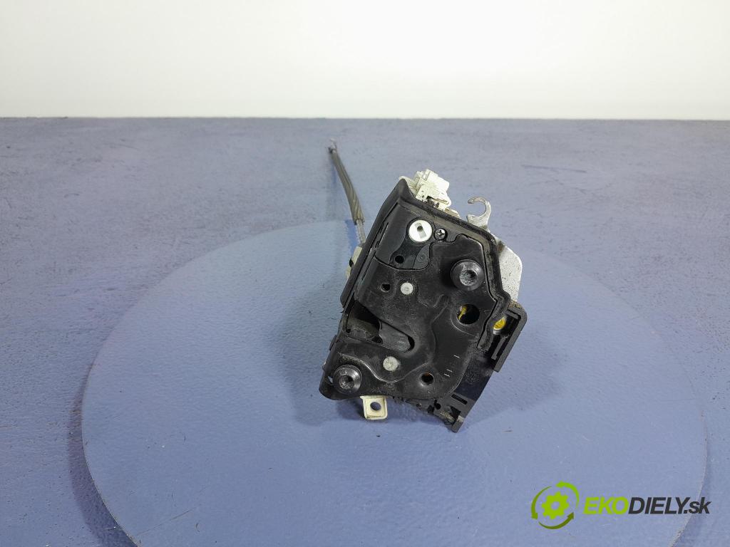 Seat Leon 2011 zámek dveře před v pravo: 1P1837016B