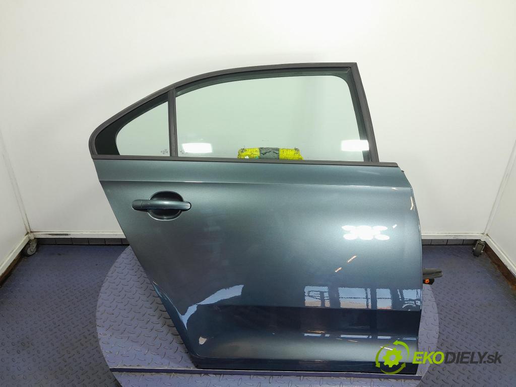 Skoda Rapid 2017 dvere zad pravé