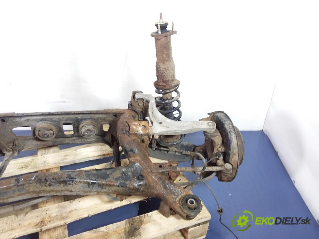 Lexus GS 1998 výztuha Pozastavenia: Zad: 01