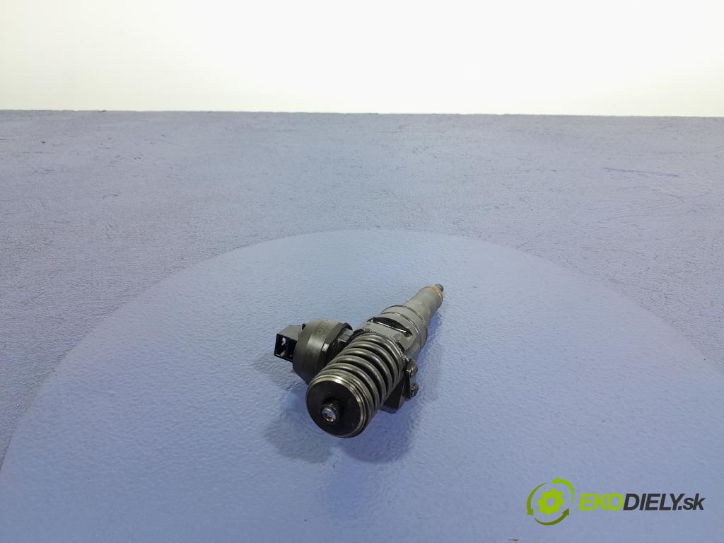 Seat Alhambra 2006 vstřikovač 038130073B