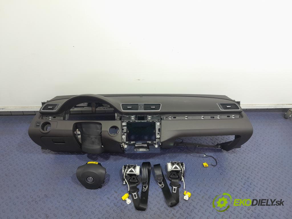 Vw Passat 2012 kokpit,pristrojová doska 01