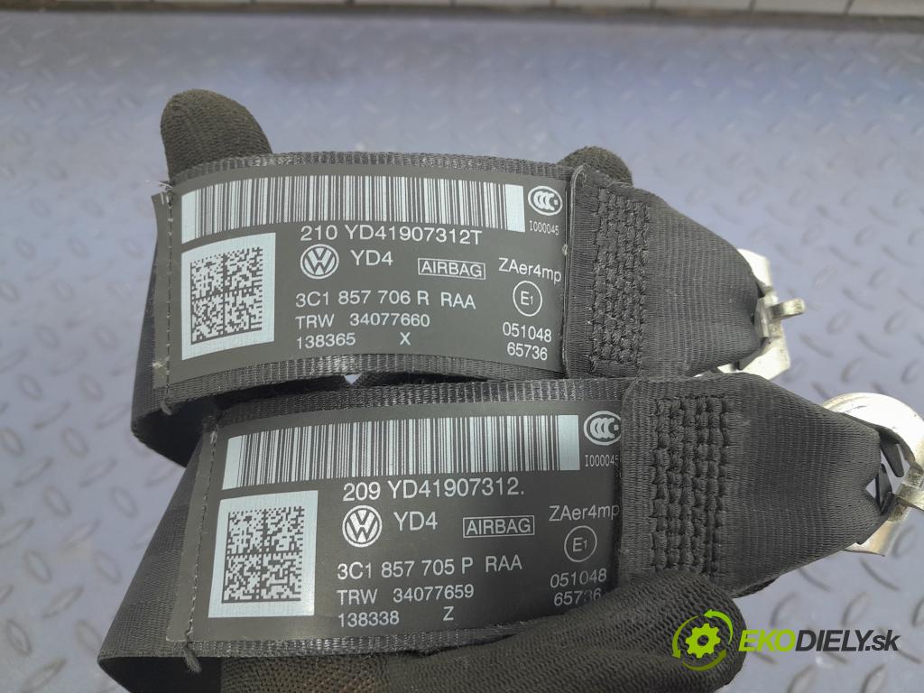 Vw Passat 2012 kokpit,pristrojová doska 01
