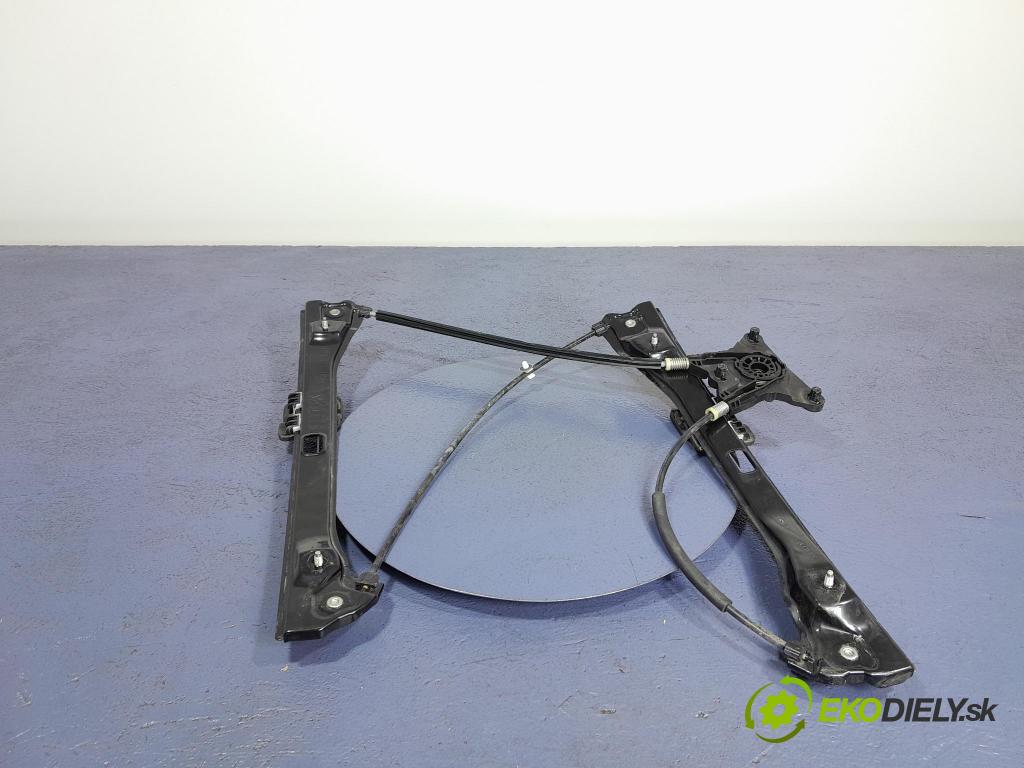 Skoda Rapid 2017 mechanismus stahování Sklenka: před Levý: 6V1959801B