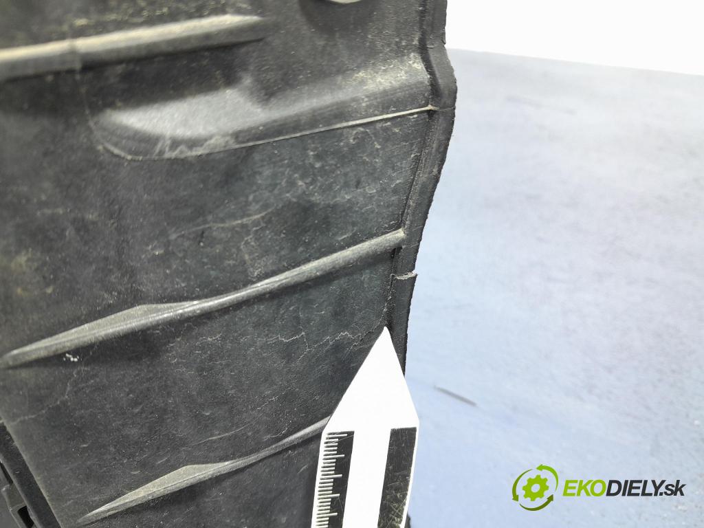 Skoda Rapid 2017 výztuha Čelní / stěna Přední