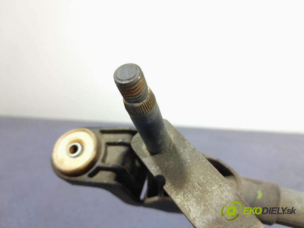 Renault Megane 2015 mechanismus motorek Stěrače: před