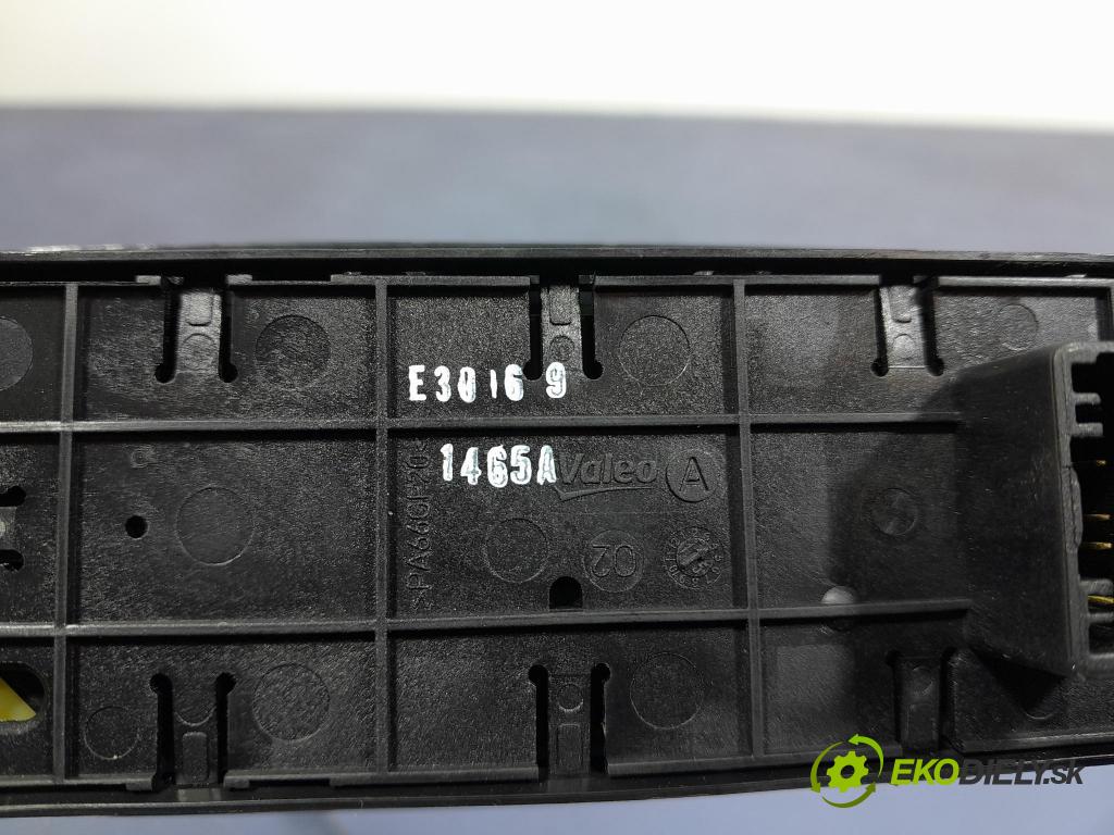 Renault Megane SCENIC III 2015 Přepínač Sklenka: 809610016R