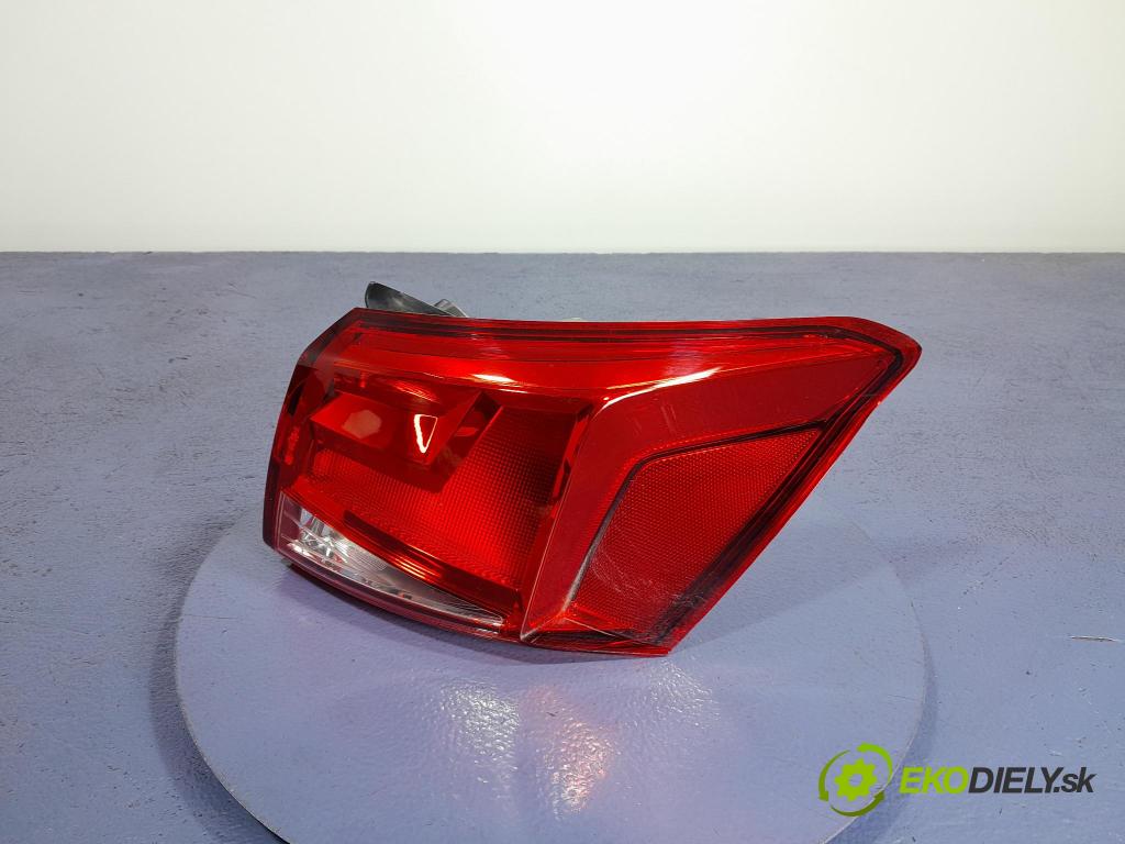 Seat Arona 2022 světlo Zad: Práva: Mimo: 6F9945096B