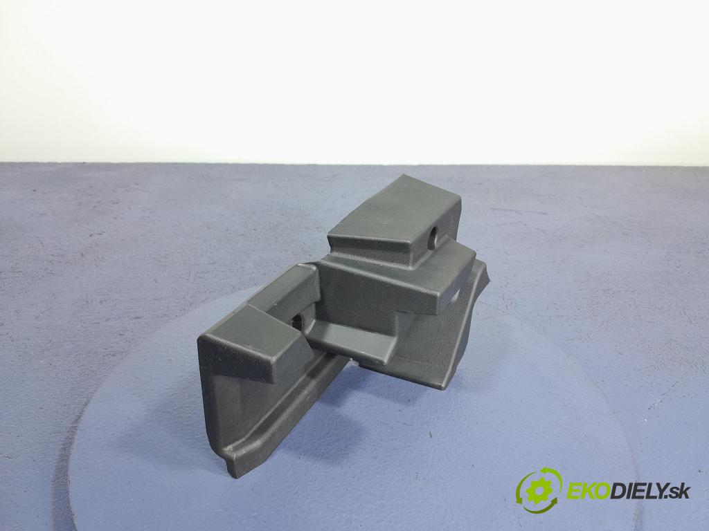 Seat Arona 2022 kryt Plast: Interiéry: 6F9858859A