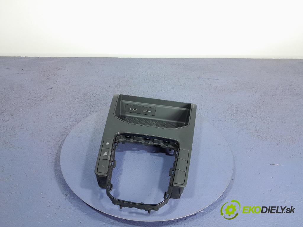 Seat Arona 2022 kryt Plast: Interiéry: 6F0863283