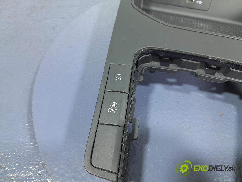 Seat Arona 2022 kryt Plast: Interiéry: 6F0863283