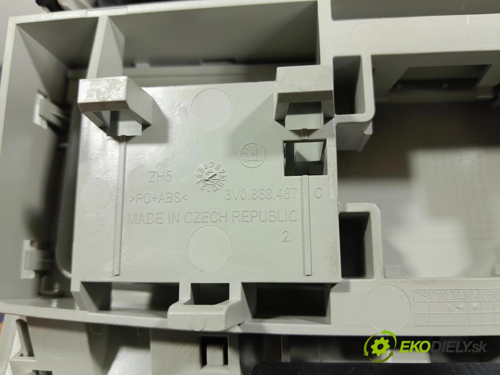 Seat Arona 2022 Lampy Uvnitř 3V0868487C