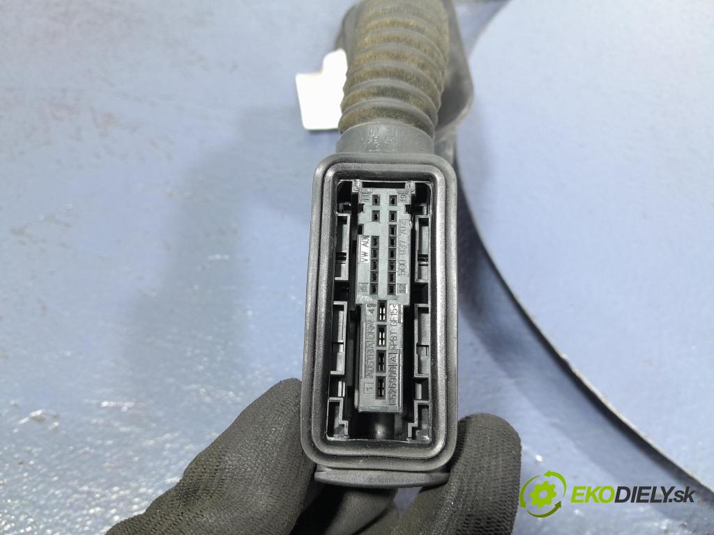 Seat Arona 2022 instalace Elektrický: 6F0971161M