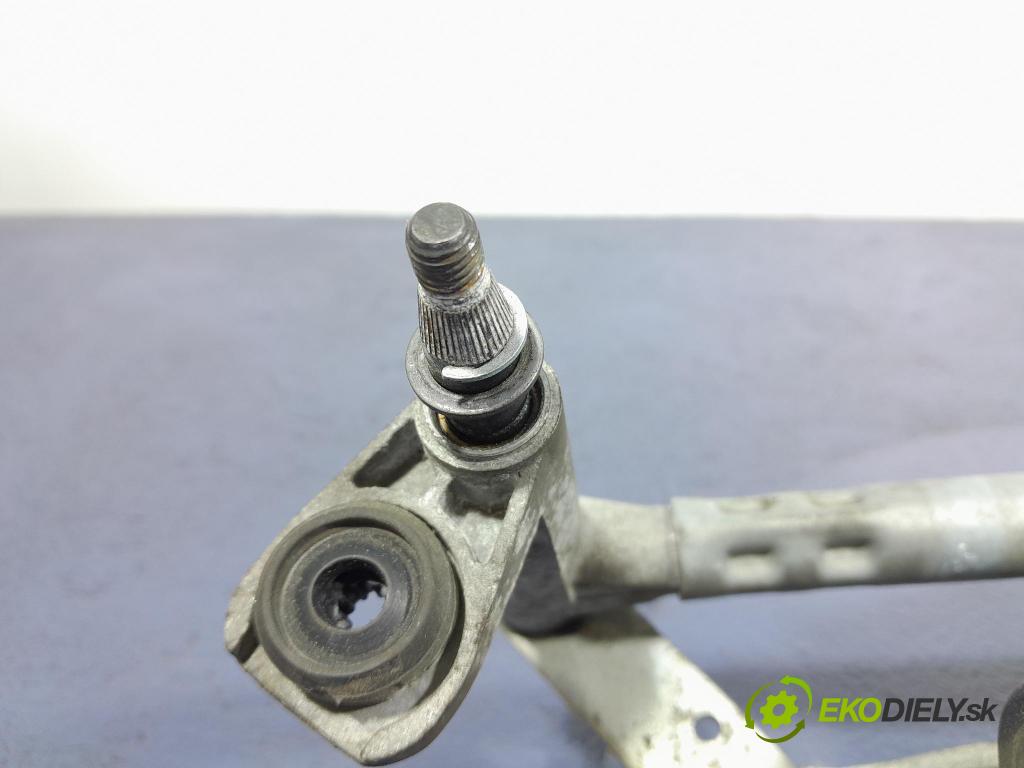 Seat Arona 2022 mechanismus motorek Stěrače: před 6F1955113E
