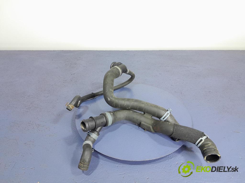 Seat Arona 2022 trubka Chladič: 2Q0122291N