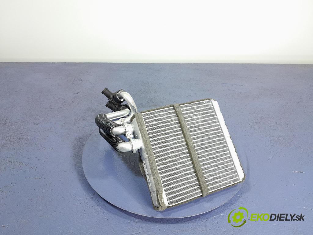 Seat Arona 2022 radiátor FS428001