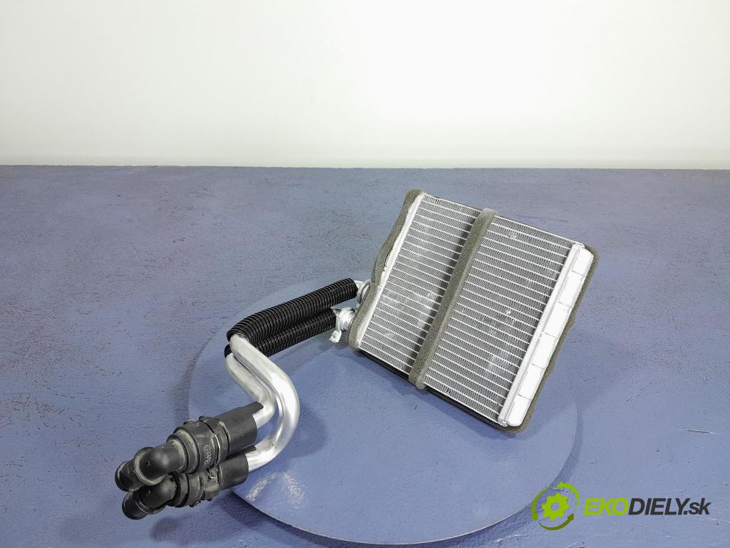 Seat Arona 2022 radiátor FS428001