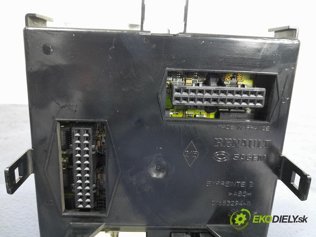 Renault Vel satis 2002 řídící jednotka Komfortu 8200220690