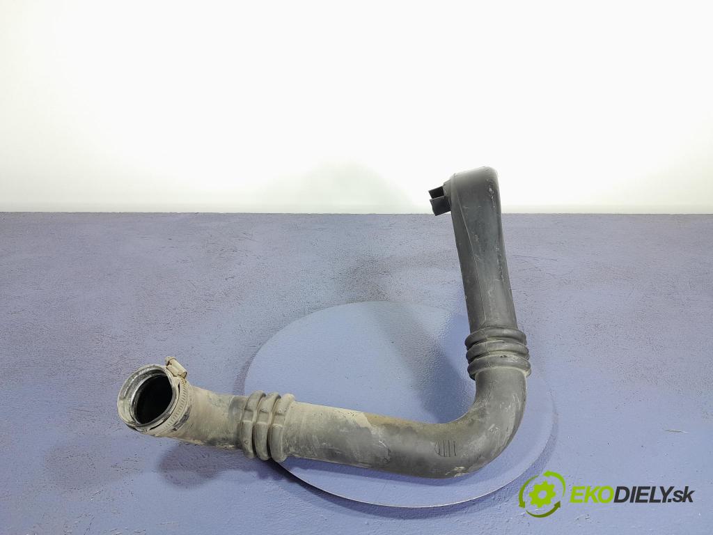 Renault Vel satis 2002 rúrka Vzduch: 8200050130