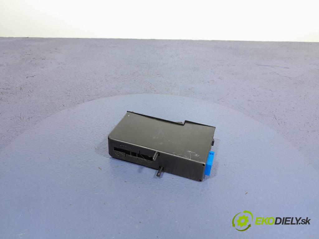 Renault Vel satis 2002 Spínač zapaľovania: 8200224595