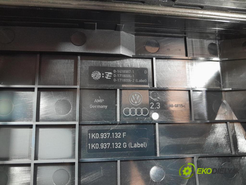 Seat Leon 2011 skříňka Pojistky 1K0937125D