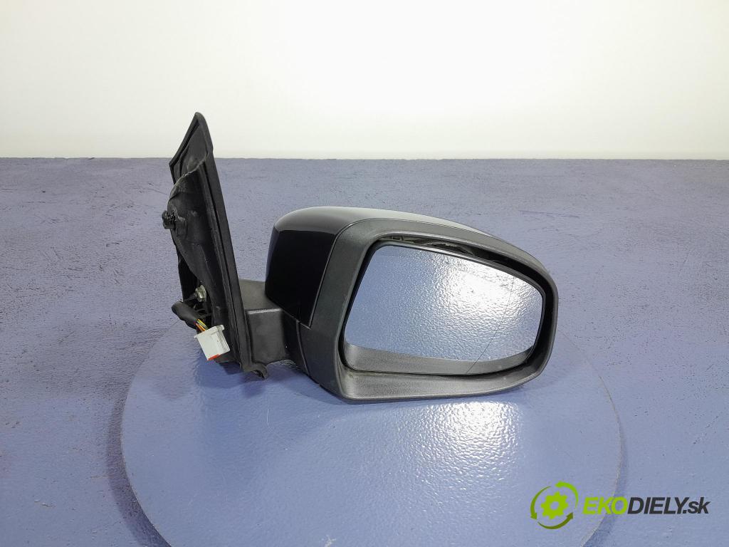 Ford Focus 2008 zpětné zrcátko prave