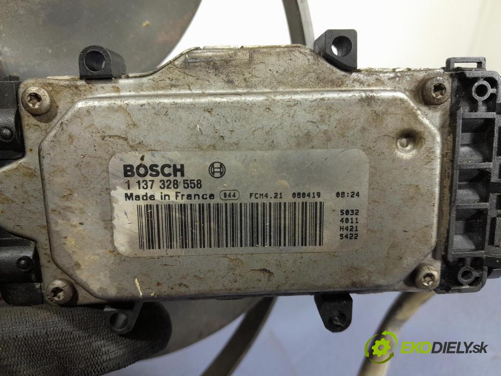 Ford Focus 2008 ventilátor Chladič: 3136613305