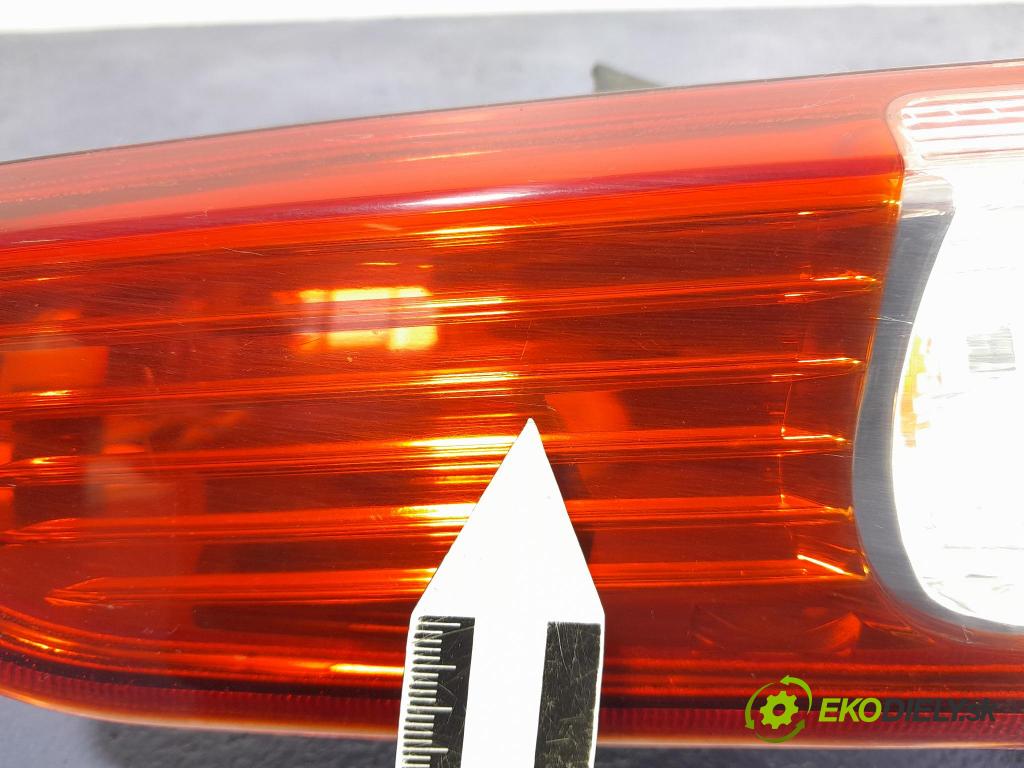 Ford Focus 2008 světlo Zad: levá Mimo: 8M51-13405-A