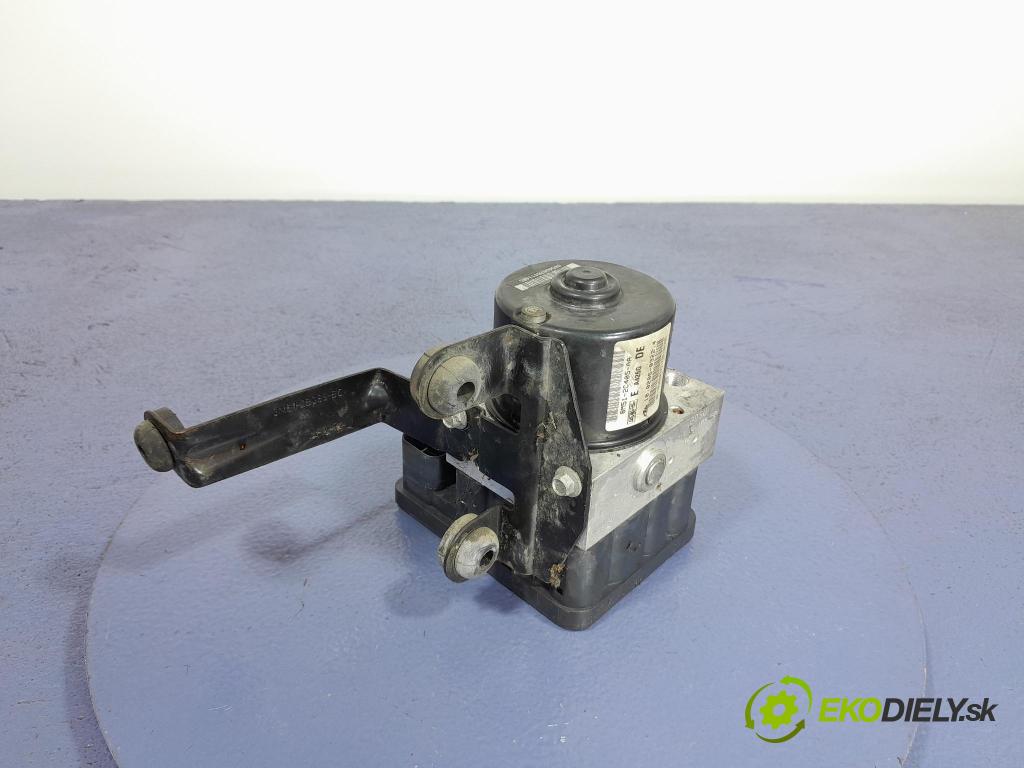 Ford Focus 2008 čerpadlo ABS x 8M51-2C405-AA