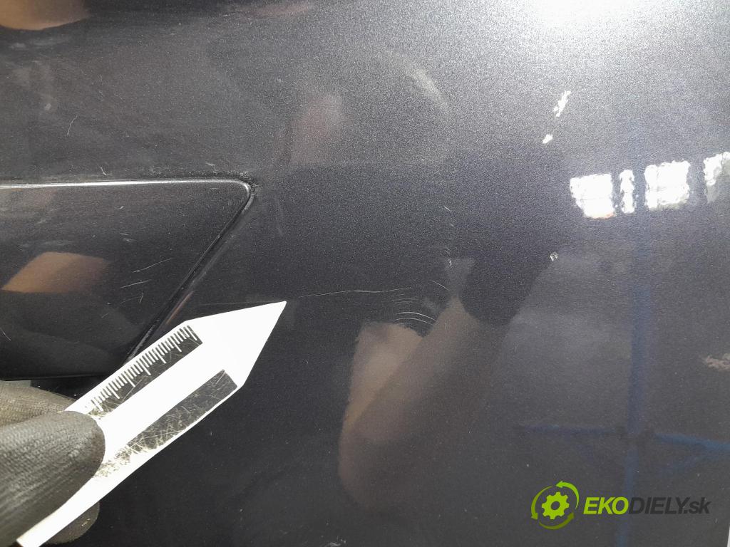 Ford Focus 2008 zadní dveře kufra: kufr