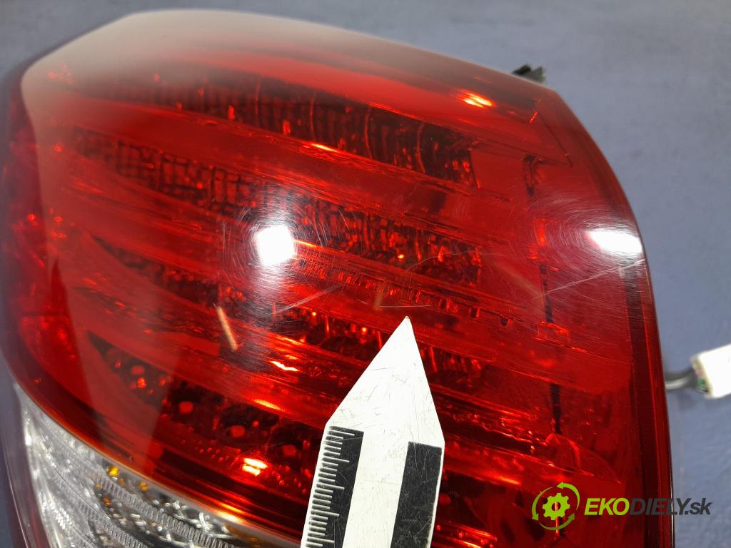 Hyundai I40 2012 světlo Zad: levá Mimo: 92401-3Z3