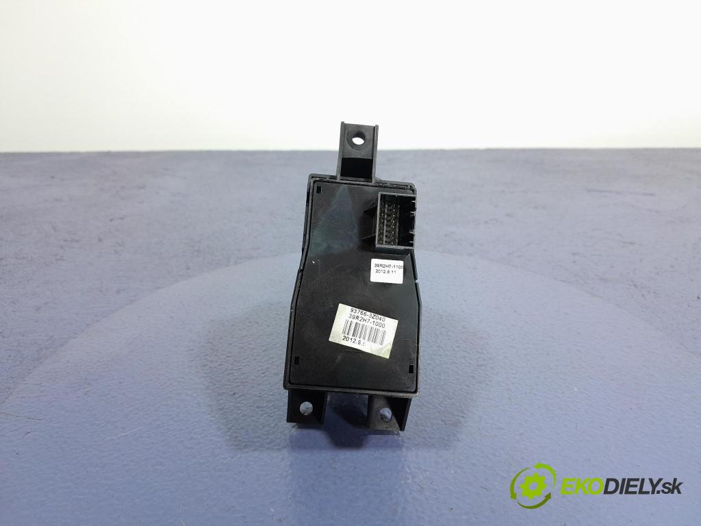 Hyundai I40 2012 kulisa Brzda: Manuál 93766-3Z040